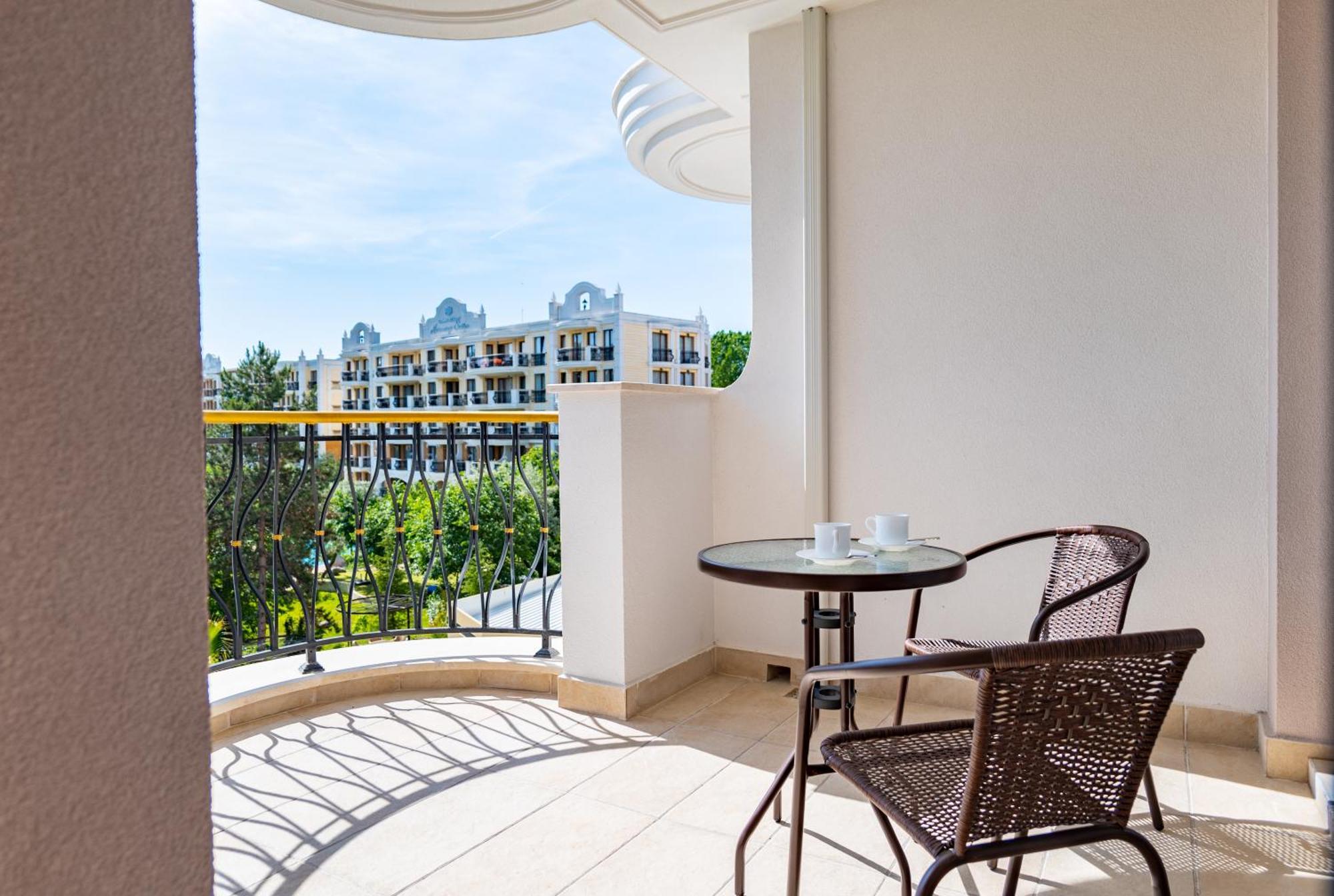 Harmony Suites Grand Resort Slantchev Briag Extérieur photo