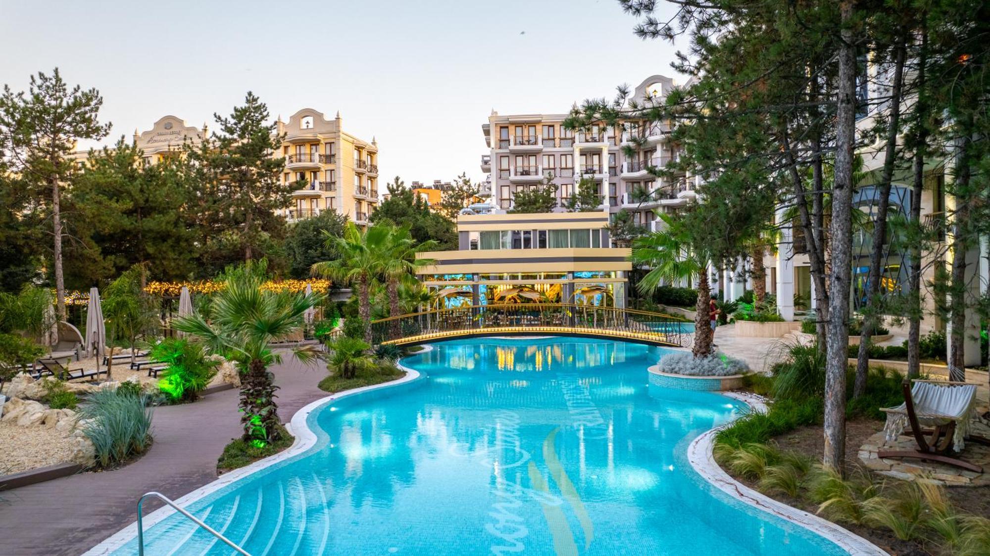 Harmony Suites Grand Resort Slantchev Briag Extérieur photo